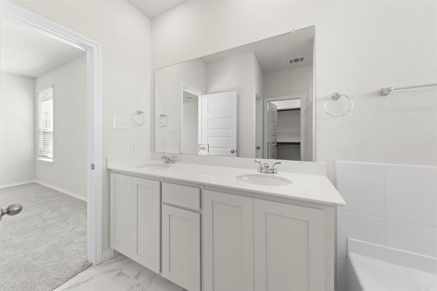 23. 125 Pheasant Run - Bath (4)