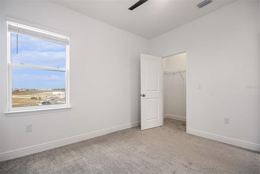 Spacious, unfurnished interior of a new home in Hills of Minneola, Minneola (Image 11).