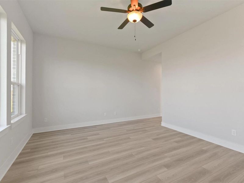 Spacious, unfurnished interior of a new home in Lago Mar, Texas City (Image 24). Spacious, unfurnished interior of a new home in Lago Mar, Texas City (Image 24).
