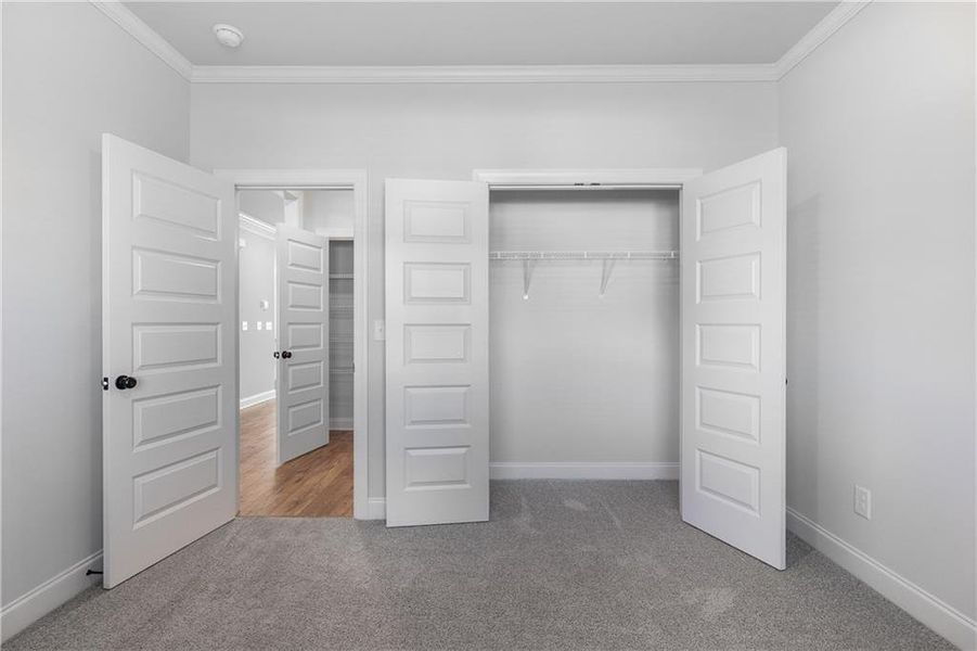Spacious, unfurnished interior of a new home in Calgary Downs, Winder (Image 8).