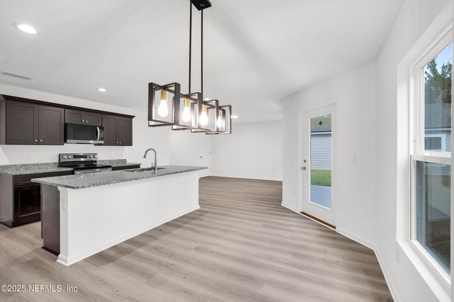 Furnished interior view inside a new home in , Palatka (Image 27).