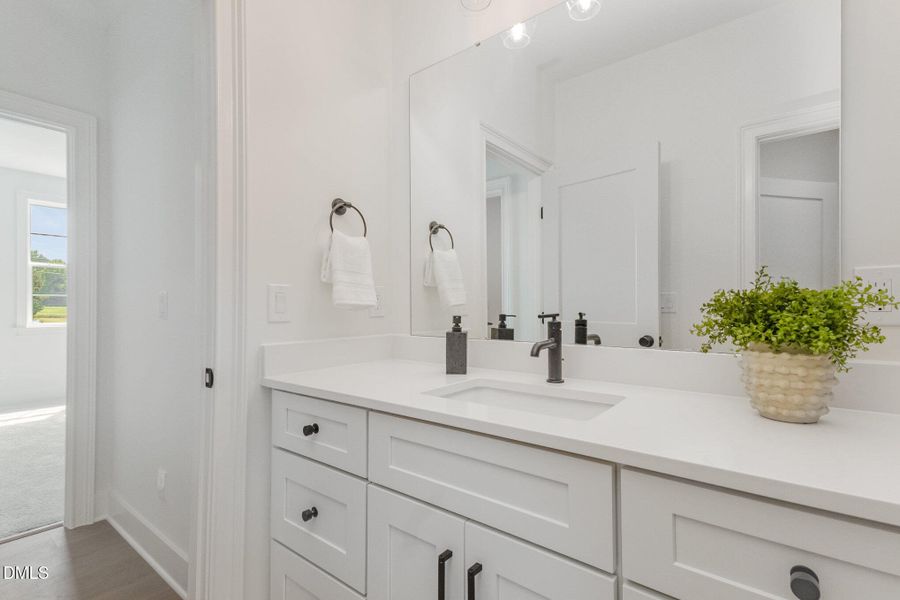 054_kv0a8609-edit_225 054_kv0a8609-edit_225