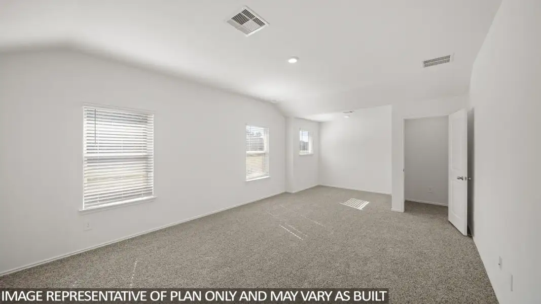 Representative unfurnished interior of a home built from the Madison by D.R. Horton in Indian Springs, Crosby (Image 17).