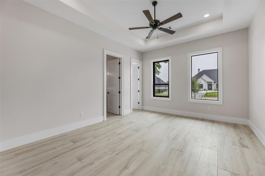 Spacious, unfurnished interior of a new home in , College Station (Image 24).