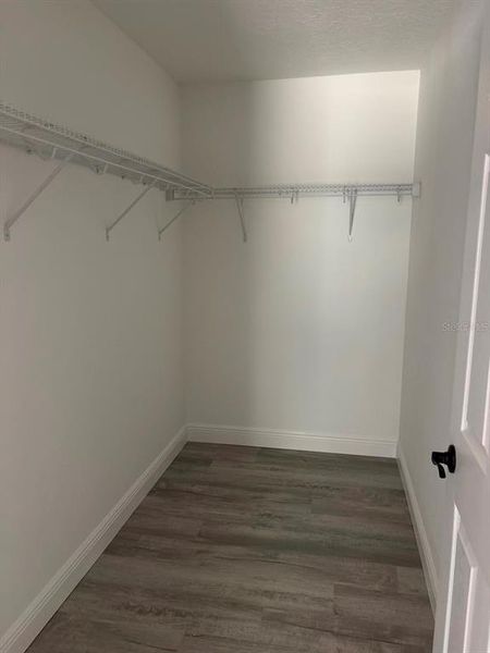 Spacious, unfurnished interior of a new home in , Dunnellon (Image 14).