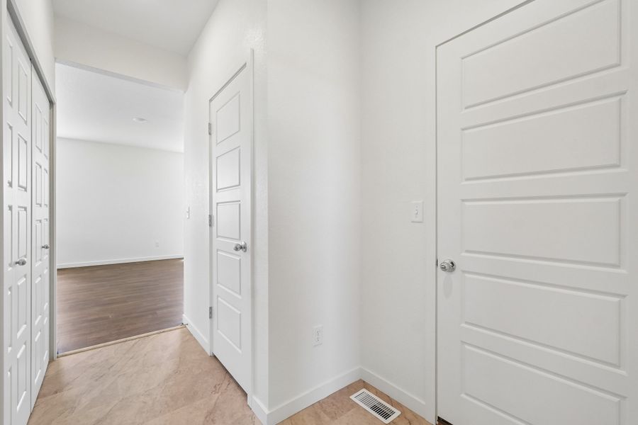 Spacious, unfurnished interior of a new home in Hudson Hills, Hudson (Image 39). Spacious, unfurnished interior of a new home in Hudson Hills, Hudson (Image 39).