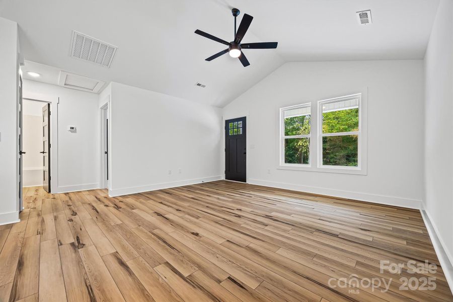 Spacious, unfurnished interior of a new home in , Concord (Image 17).