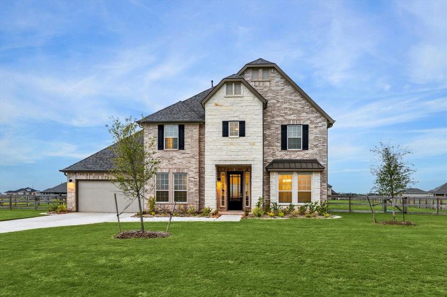 Welcome to this stunning two-story home in Lakeview Acreage! With its elegant façade, well-maintained landscaping, and inviting entrance, this residence exudes curb appeal and charm. Experience the perfect blend of luxury and comfort in this desirable community.