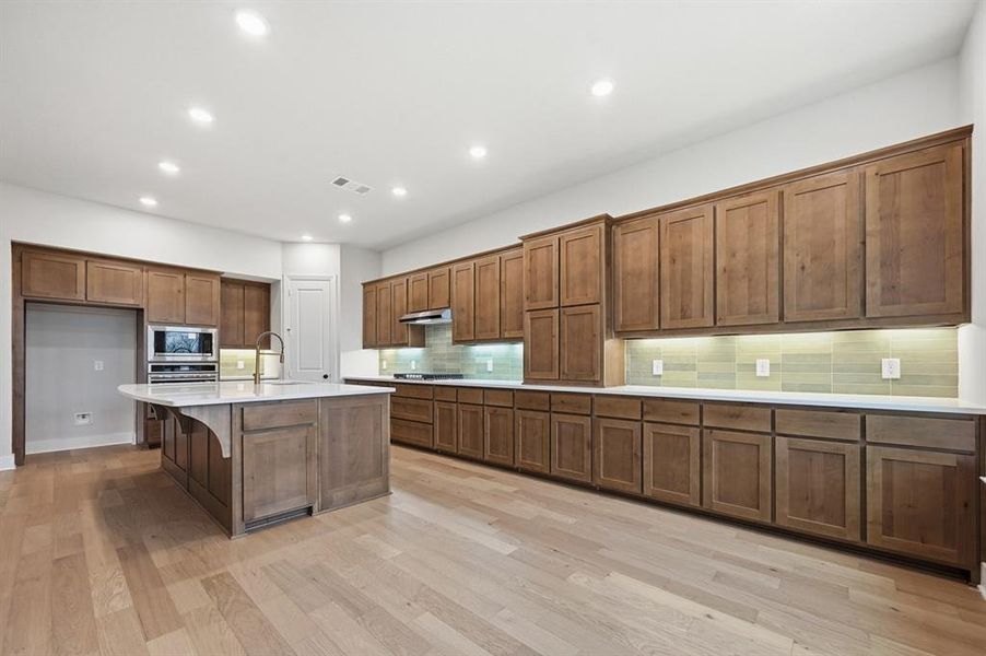 Furnished interior view inside a new home in Sonoma Verde: 70ft. lots, McLendon-Chisholm (Image 11).