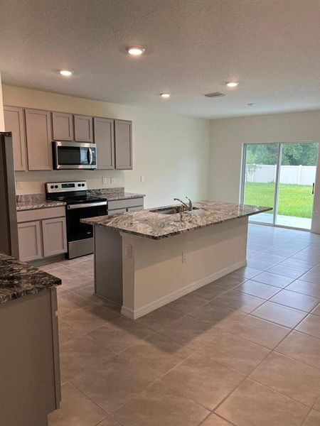 Furnished interior view inside a new home in Epperson, Wesley Chapel (Image 9).