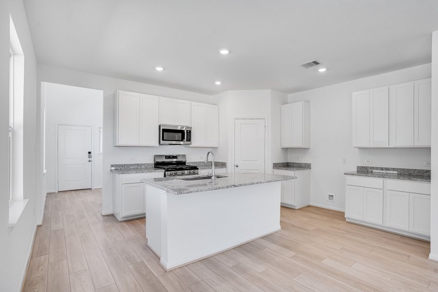 Representative furnished interior of a home built from the Paisley by Taylor Morrison in Hockley Meadows, Hockley (Image 7).