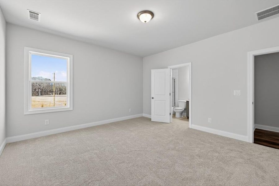 Spacious, unfurnished interior of a new home in , Suwanee (Image 47). Spacious, unfurnished interior of a new home in , Suwanee (Image 47).