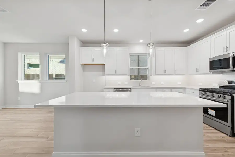 Furnished interior view inside a new home in The Grand Prairie 40’, Hockley (Image 3). Furnished interior view inside a new home in The Grand Prairie 40’, Hockley (Image 3).