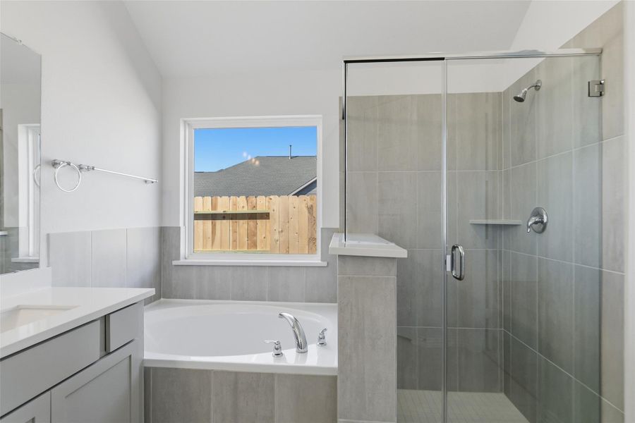 Furnished interior view inside a new home in Wildrye, Waller (Image 6).