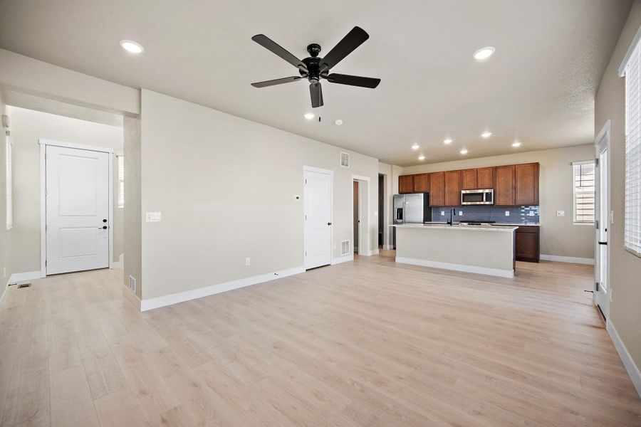 Spacious, unfurnished interior of a new home in Trails at Aspen Ridge-3, Colorado Springs (Image 21). Spacious, unfurnished interior of a new home in Trails at Aspen Ridge-3, Colorado Springs (Image 21).