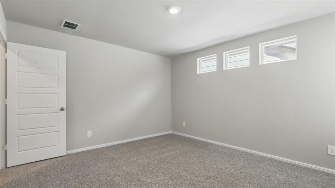 Spacious, unfurnished interior of a new home in Orchard Village, Fort Worth (Image 29). Spacious, unfurnished interior of a new home in Orchard Village, Fort Worth (Image 29).