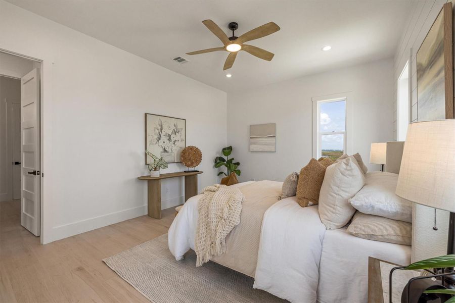 Furnished interior view inside a new home in , Galveston (Image 9).