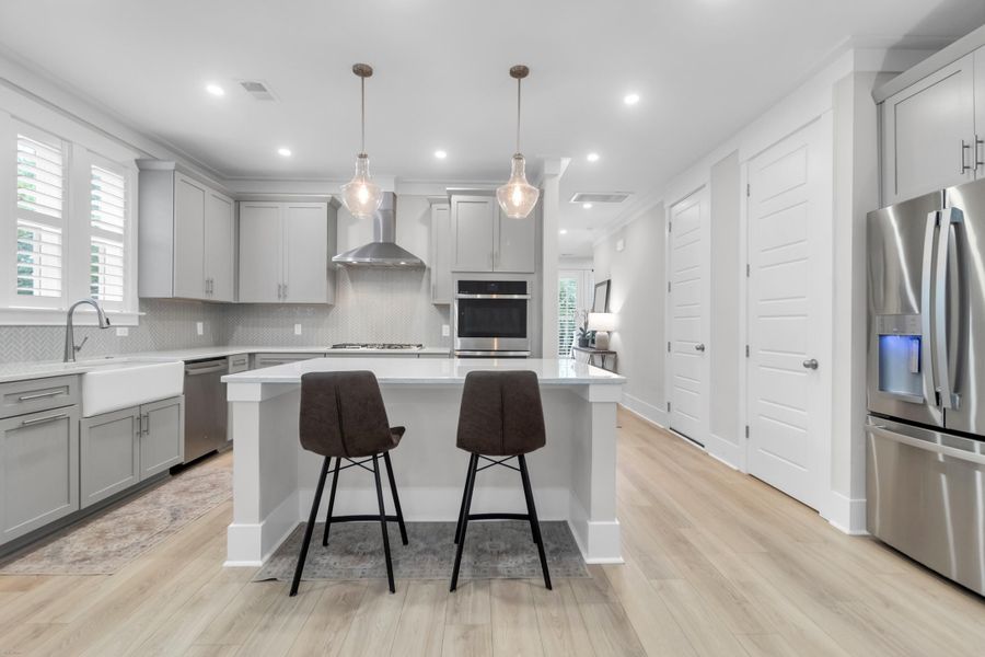 Furnished interior view inside a new home in , Charleston (Image 35).