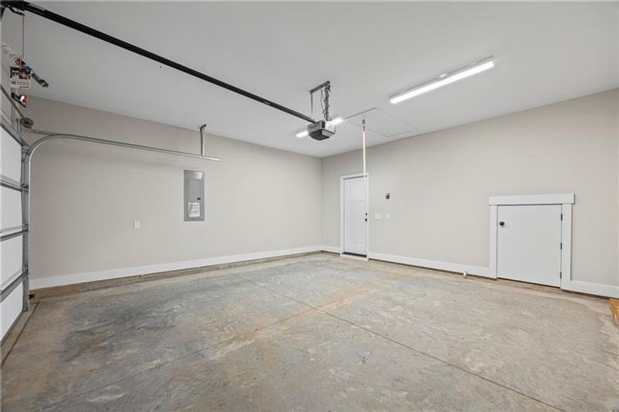Spacious, unfurnished interior of a new home in , Toccoa (Image 31).