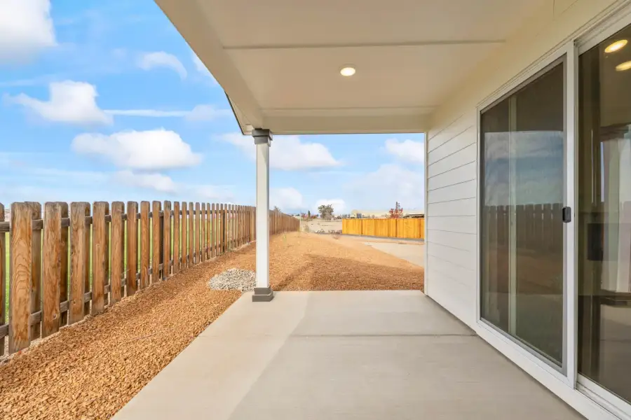 Exterior details and patio area of a home in Willowbrook, Madras (Image 26).