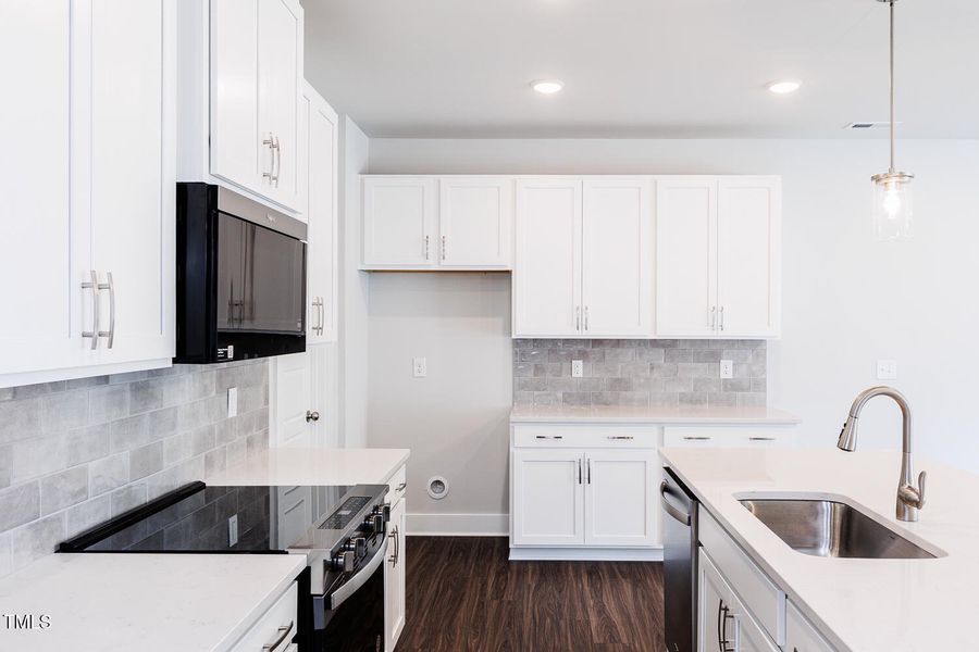 VNF-Lot 46-Aurora (8)