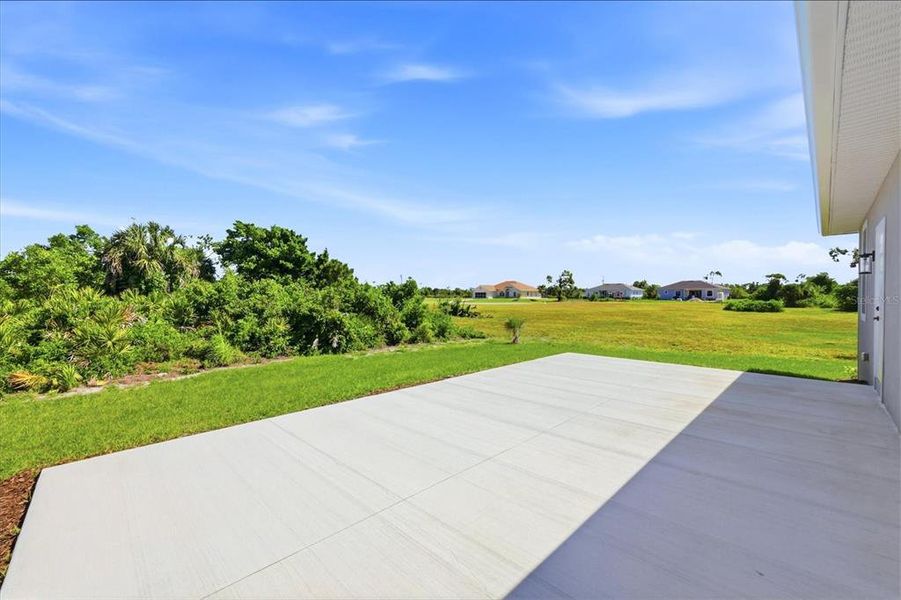 Exterior details and patio area of a home in , Placida (Image 19).