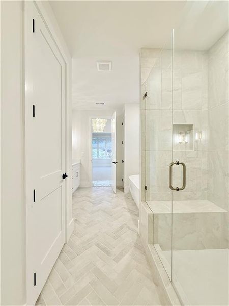 Spacious, unfurnished interior of a new home in , Rydal (Image 36).