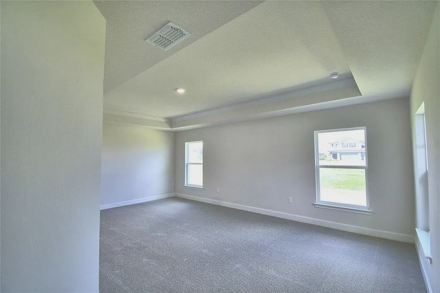 Spacious, unfurnished interior of a new home in Lake Juliana Estates, Auburndale (Image 26).