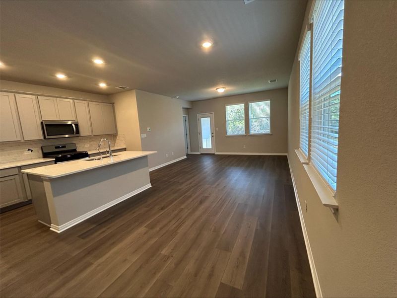Furnished interior view inside a new home in MorningStar - Americana Collection, Georgetown (Image 11). Furnished interior view inside a new home in MorningStar - Americana Collection, Georgetown (Image 11).