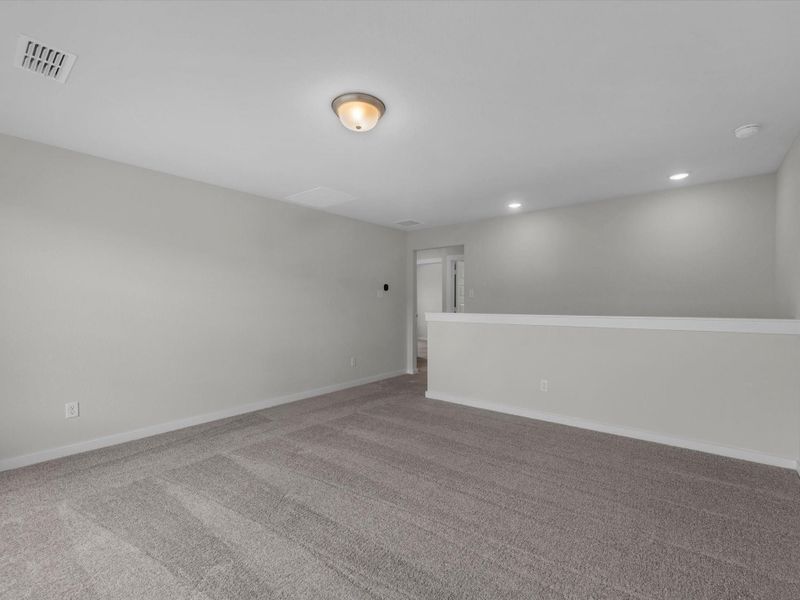 Spacious, unfurnished interior of a new home in Mason Woods, Cypress (Image 12).