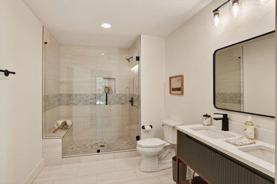 Furnished interior view inside a new home in , Roswell (Image 42).