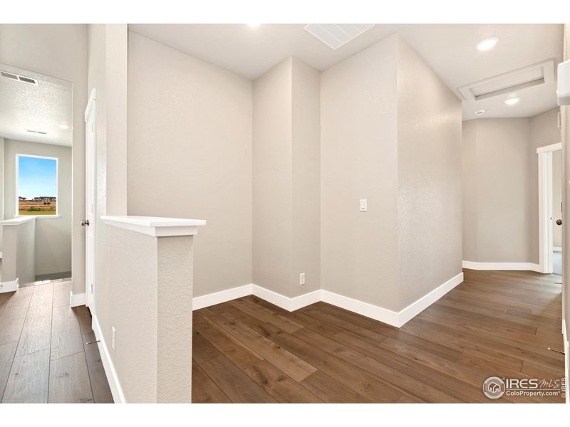 Spacious, unfurnished interior of a new home in Wilder at Timnath Ranch, Timnath (Image 10).