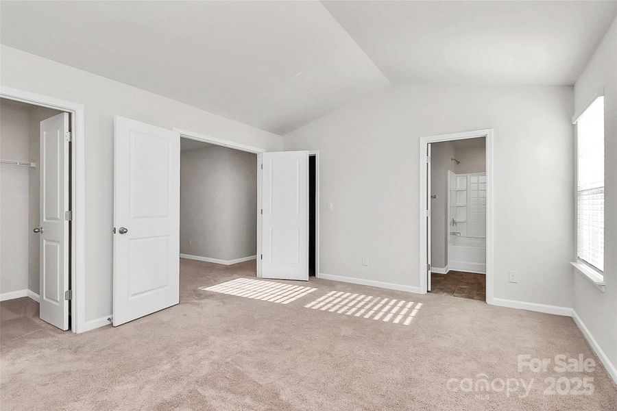 Spacious, unfurnished interior of a new home in , Gastonia (Image 37).