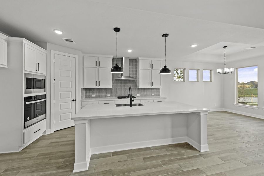 Representative image. Features, specifications, selections and colors may vary. Representative image. Features, specifications, selections and colors may vary.