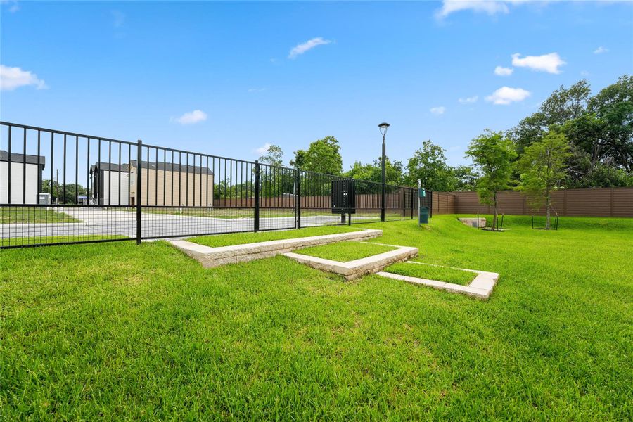 Community amenity available to residents of Shiloh Reserve in Houston (Image 3).