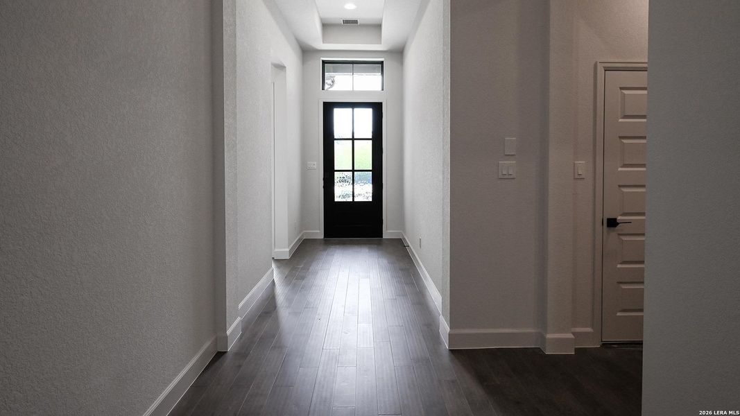 Spacious, unfurnished interior of a new home in Veramendi, New Braunfels (Image 25). Spacious, unfurnished interior of a new home in Veramendi, New Braunfels (Image 25).