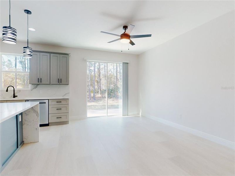 Spacious, unfurnished interior of a new home in , Dunnellon (Image 18).