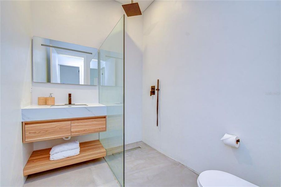 Furnished interior view inside a new home in , Tampa (Image 38).