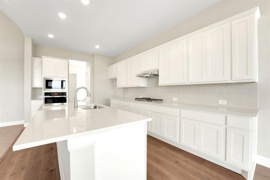 Furnished interior view inside a new home in Polo Ridge, Mesquite (Image 10). Furnished interior view inside a new home in Polo Ridge, Mesquite (Image 10).