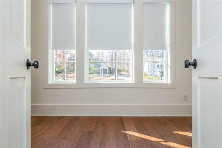 Spacious, unfurnished interior of a new home in Barrington Place, Roswell (Image 25). Spacious, unfurnished interior of a new home in Barrington Place, Roswell (Image 25).