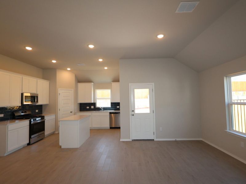 Image 20 of a home in Cascades at Onion Creek.