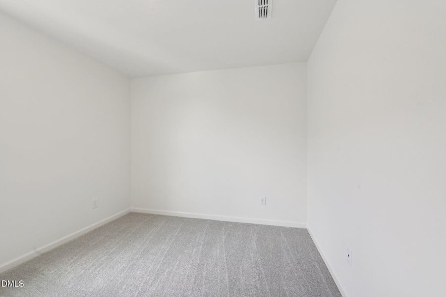 24-web-or-mls-2009 Oakdale Dr-S3103-024