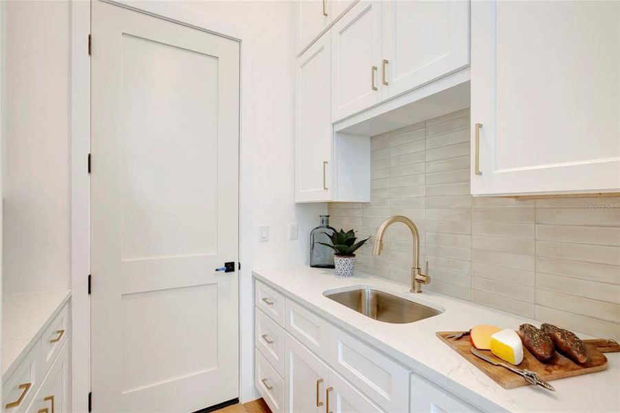 Furnished interior view inside a new home in , Tampa (Image 46).