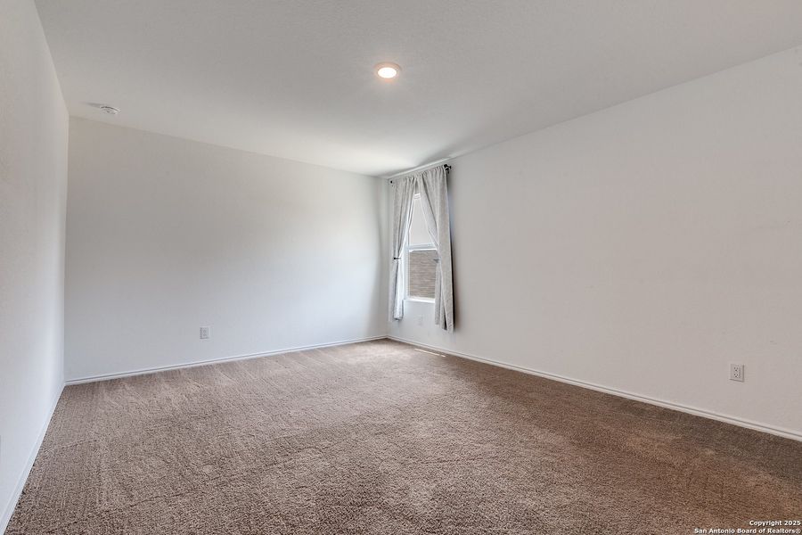 Spacious, unfurnished interior of a new home in , San Antonio (Image 17). Spacious, unfurnished interior of a new home in , San Antonio (Image 17).