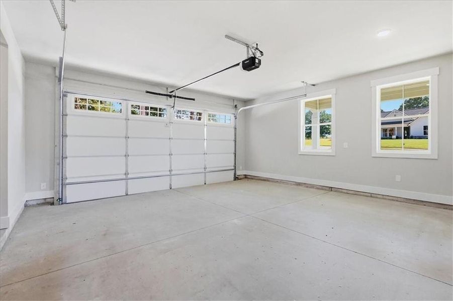 Spacious, unfurnished interior of a new home in , Statham (Image 46).