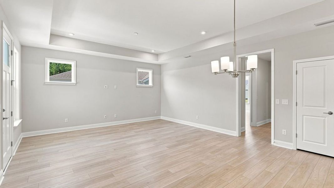 Spacious, unfurnished interior of a new home in Sun City Hilton Head, Bluffton (Image 25).