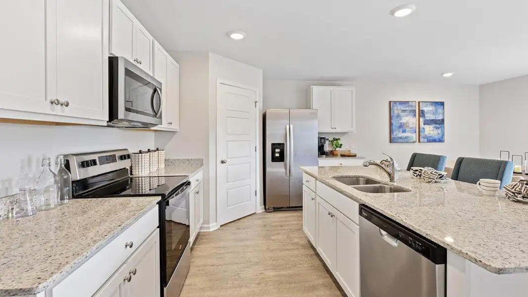 Representative furnished interior of a home built from the The Cali by D.R. Horton in Lake Mary Forest, Tallahassee (Image 7).