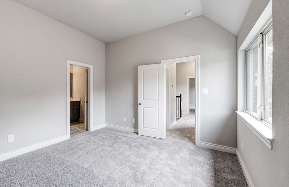 Representative unfurnished interior of a home built from the 2924 by Ravenna Homes in The Highlands 55′, Porter (Image 34). Representative unfurnished interior of a home built from the 2924 by Ravenna Homes in The Highlands 55′, Porter (Image 34).