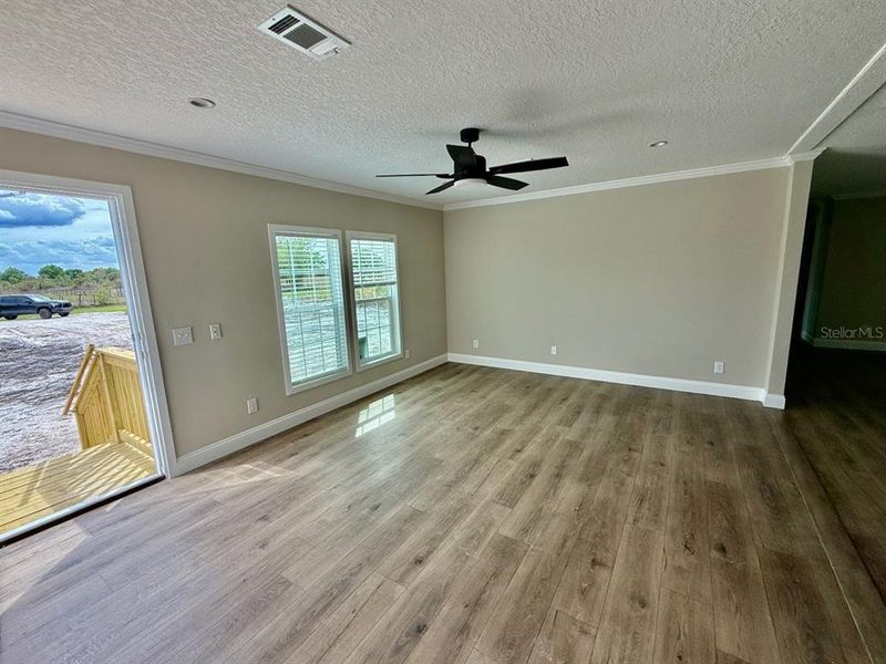 Spacious, unfurnished interior of a new home in , Okeechobee (Image 32).