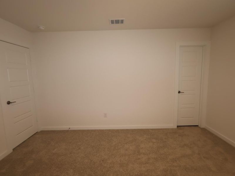 Spacious, unfurnished interior of a new home in Miller's Pond, Rosenberg (Image 29). Spacious, unfurnished interior of a new home in Miller's Pond, Rosenberg (Image 29).
